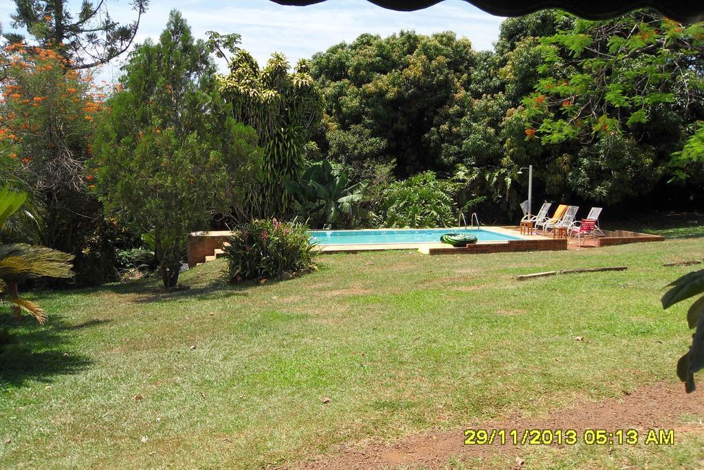 Hostel Y Posada Colibri Puerto Iguazu Ngoại thất bức ảnh